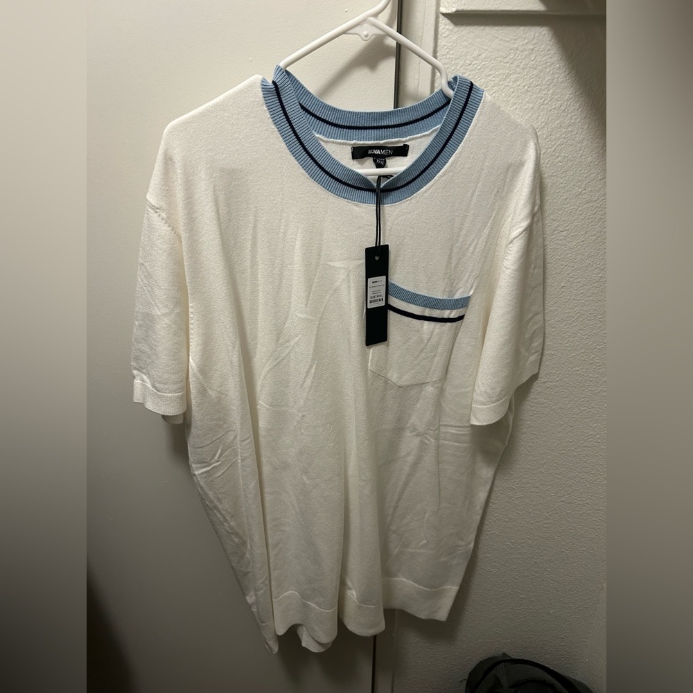 Cream Tee with Blue Accents